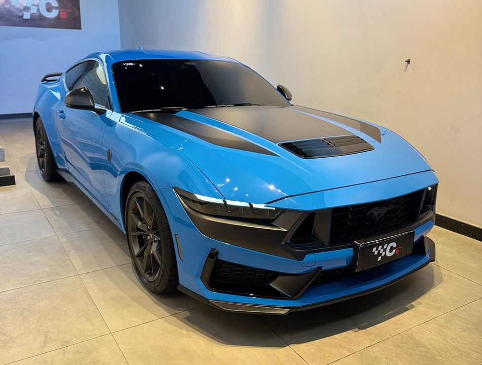 Ford Mustang Dark Horse 5.0 V8 Aut.