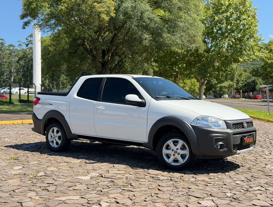 Fiat Strada Freedom 1.4 Flex 8V CD