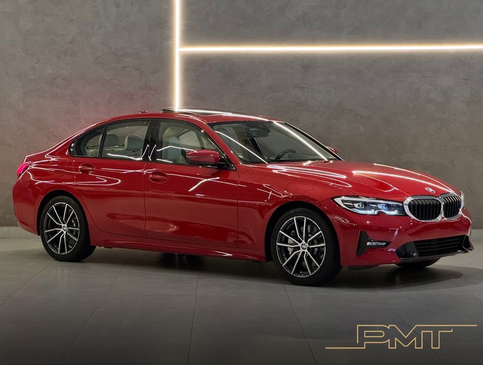 BMW 330i Sport 2.0 TB 16V 4p