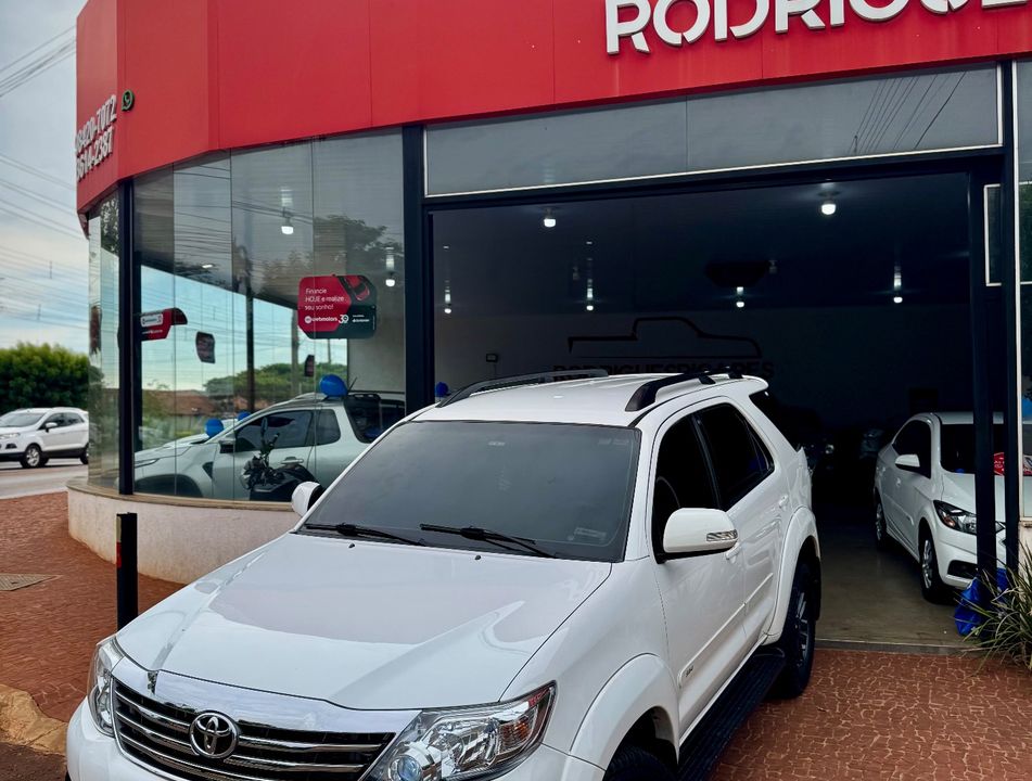 Toyota Hilux CD SR 4x2 2.7 16V/2.7 Flex Aut.