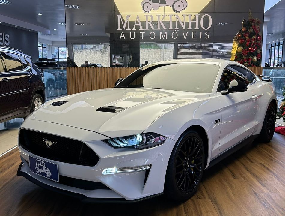 Ford Mustang GT Premium 5.0 V8