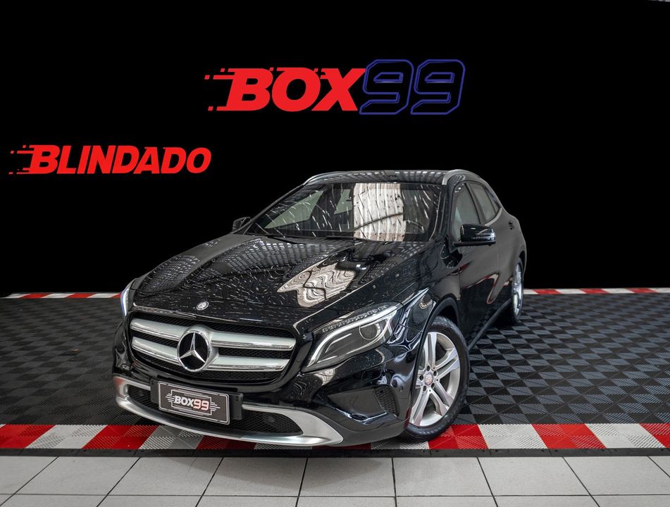 Mercedes GLA 250 Vision 2.0 TB 16V 211cv Aut.