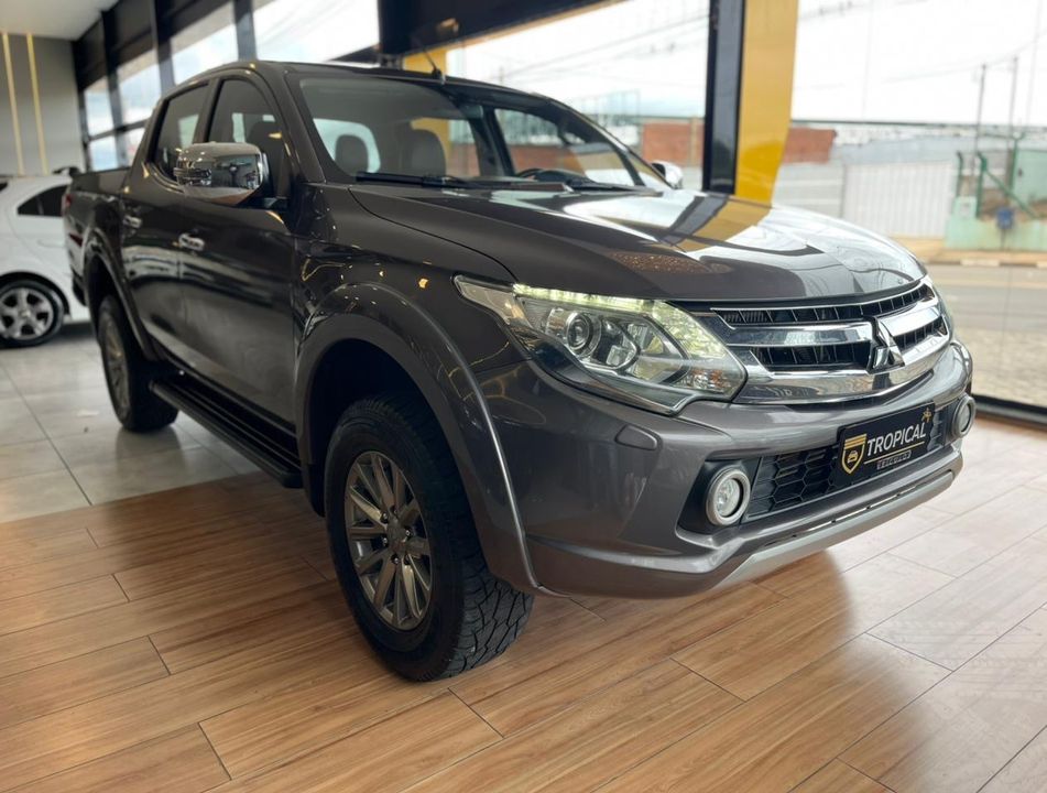 Mitsubishi L200 Triton Sport HPE-S 2.4 CD Dies. Aut