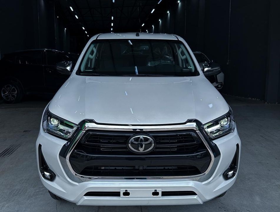 Toyota Hilux CD SRX 4x4 2.8 TDI 16V Diesel Aut.