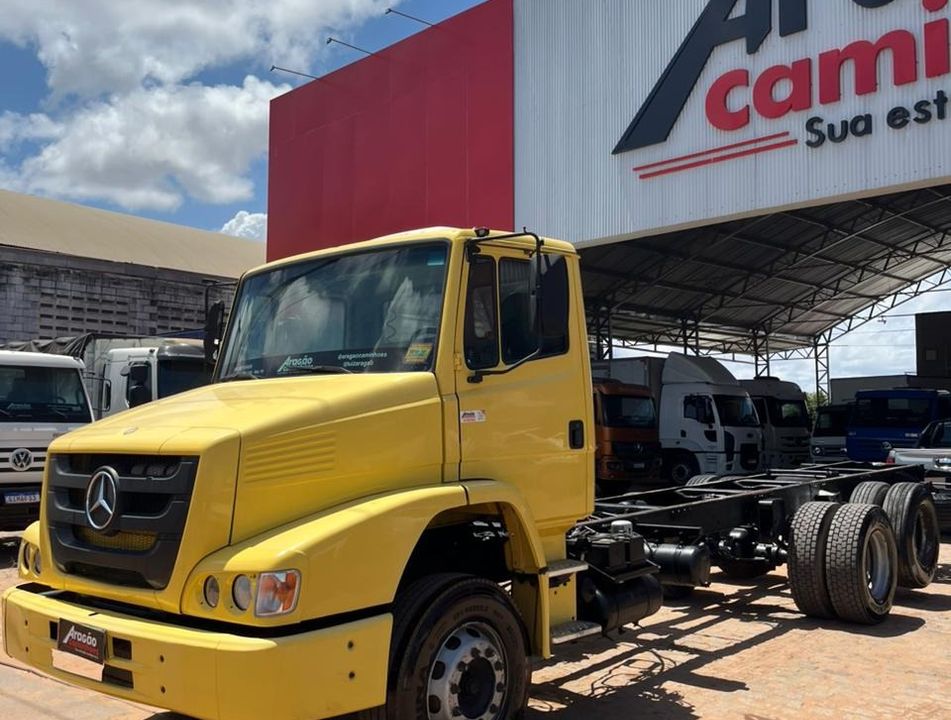 MERCEDES-BENZ Atron 2324 6x2 2p (diesel) (E5)