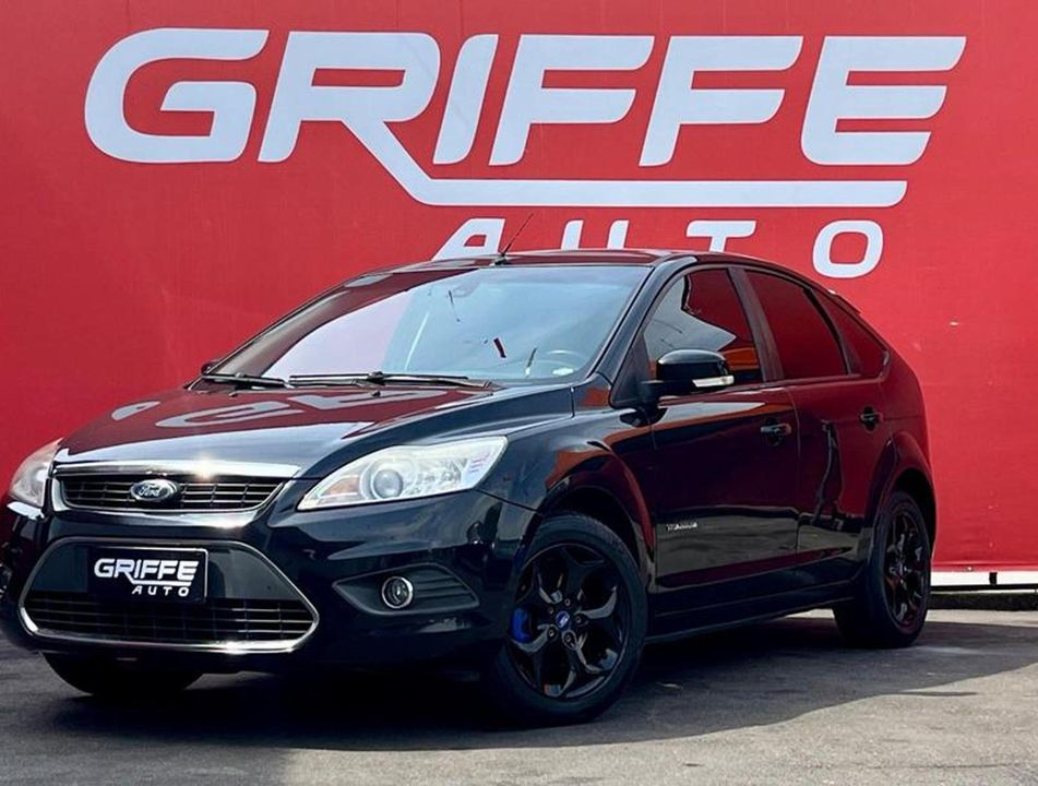 FORD 2.0 TITANIUM HATCH 16V FLEX 4P AUTOMÁTICO