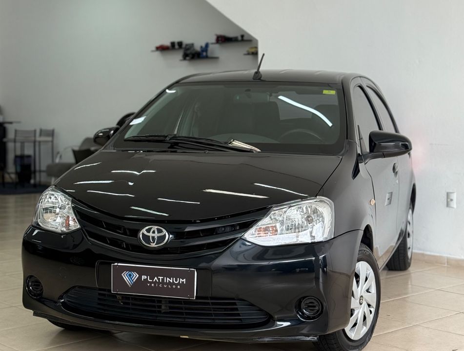 Toyota ETIOS XS 1.5 Flex 16V 5p Mec.