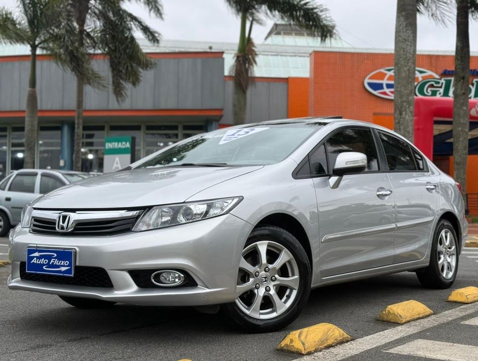 Honda Civic Sedan EXS 1.8/1.8 Flex 16V Aut. 4p