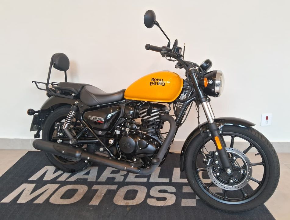 Royal Enfield Meteor 350 Fireball 