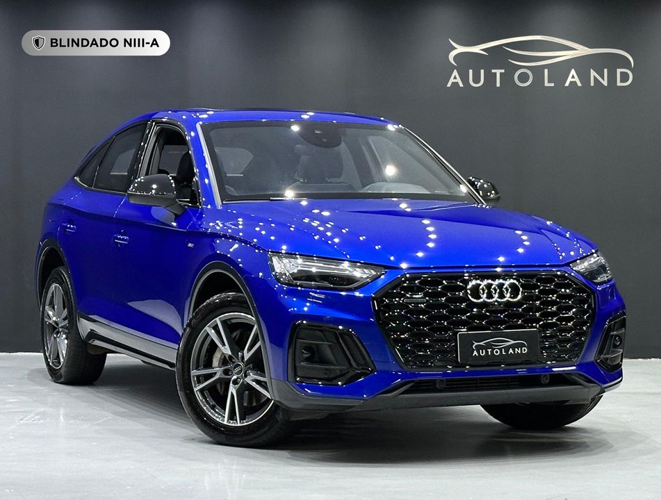 Audi Q5 S-Line Black 2.0 TFSI Quat. S-Tronic