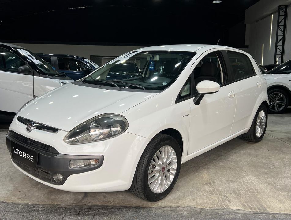 Fiat Punto ESSENCE SP Dualogic 1.6 Flex 16V