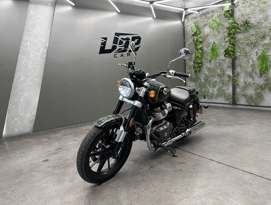 Royal Enfield Super Meteor 650 Interstellar