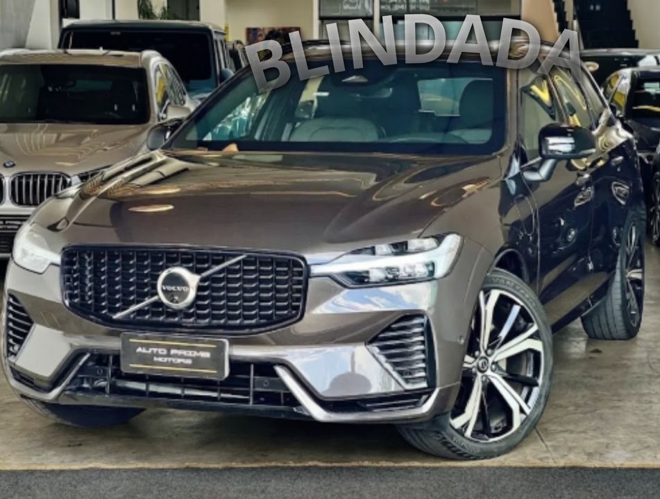 Volvo 2.0 T8 RECHARGE ULTIMATE DARK AWD GEARTRONIC