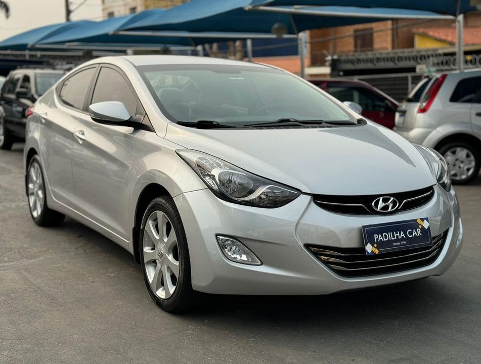 Hyundai Elantra GLS 1.8 16V Aut.