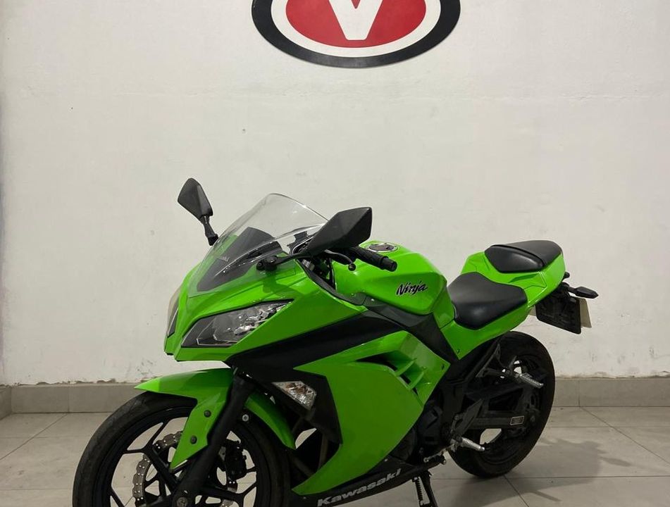 KAWASAKI NINJA 300