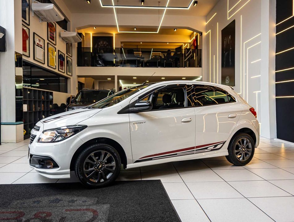 Chevrolet ONIX HATCH EFFECT 1.4 8V F.Power 5p Mec.