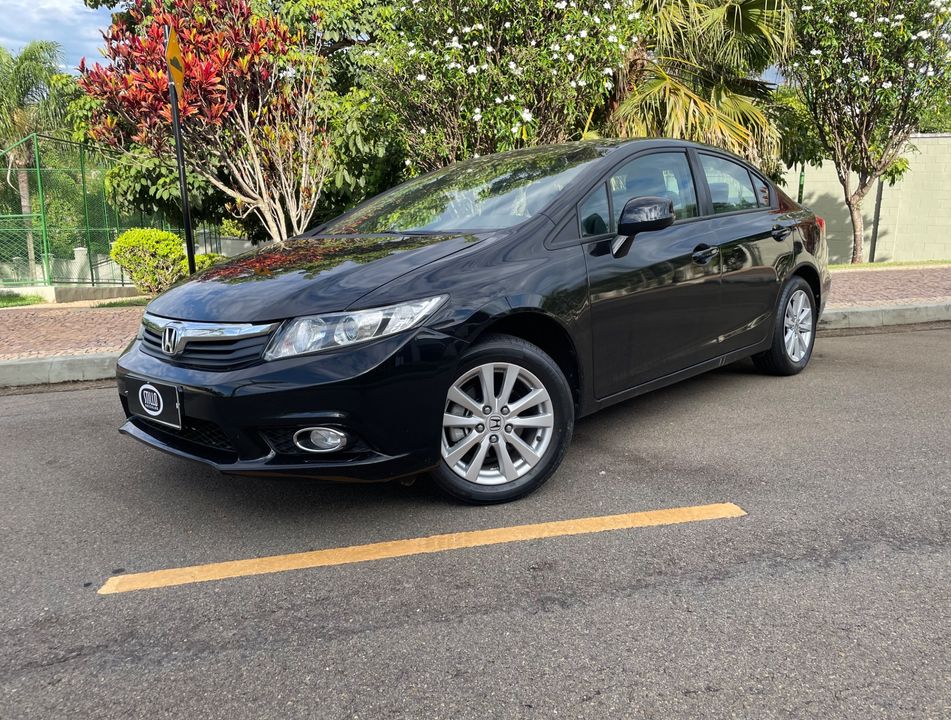 Honda Civic Sedan LXS 1.8/1.8 Flex 16V Mec. 4p