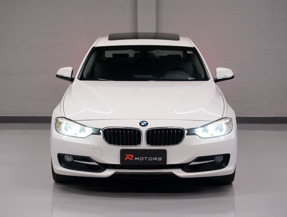 BMW 328iA Plus 2.0 TB 16V 245cv 4p