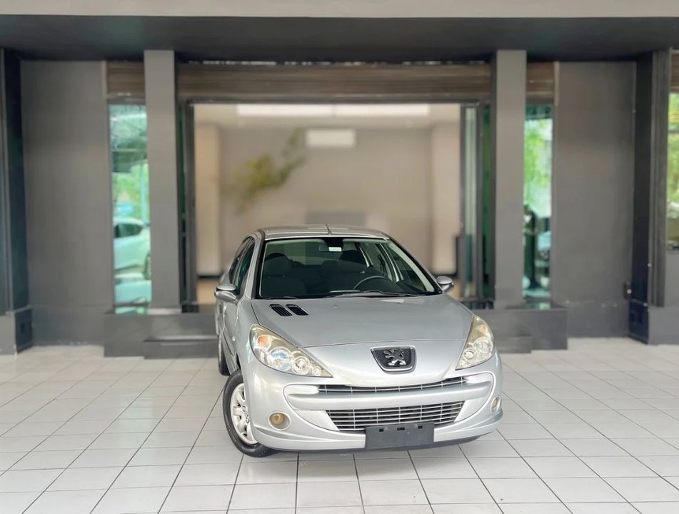 Peugeot 207 XR Sport 1.4 Flex 8V 5p