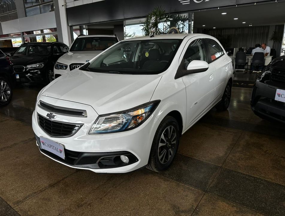Chevrolet ONIX HATCH LTZ 1.4 8V FlexPower 5p Mec.