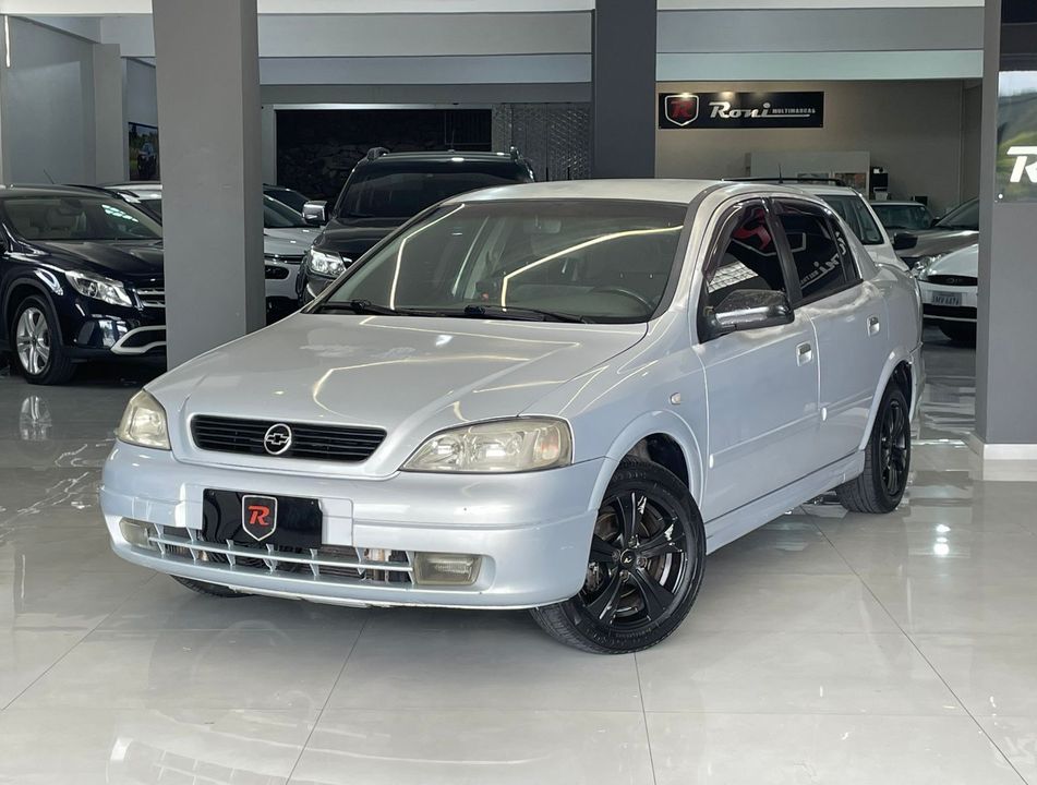 Chevrolet Astra Sedan 2.0/ CD 2.0 MPFI 8V 4p Aut.
