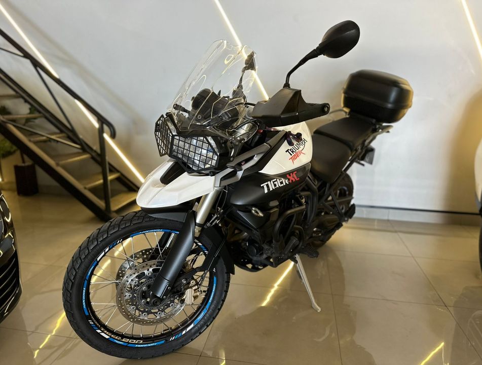 TRIUMPH TIGER 800 XC