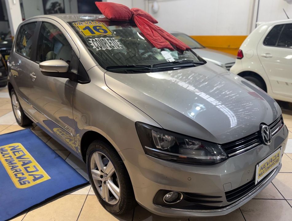 VolksWagen Fox Highline1.6 Flex 16V 5p