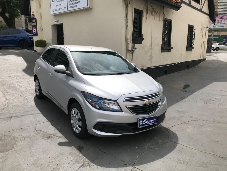 Chevrolet ONIX HATCH LT 1.4 8V FlexPower 5p Mec.