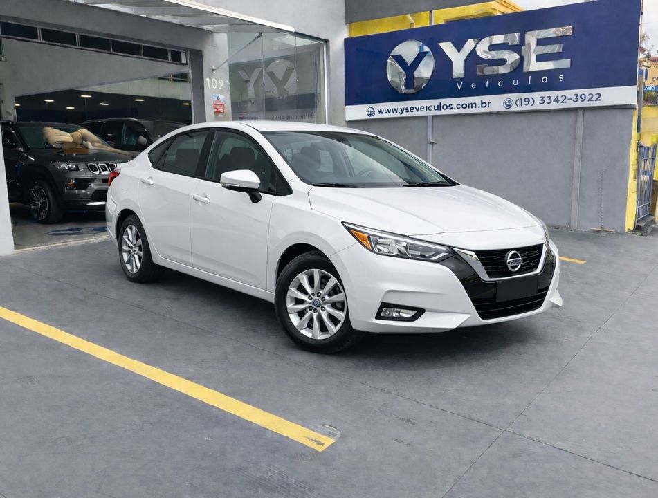 Nissan VERSA Advance 1.6 16V Flex Aut.