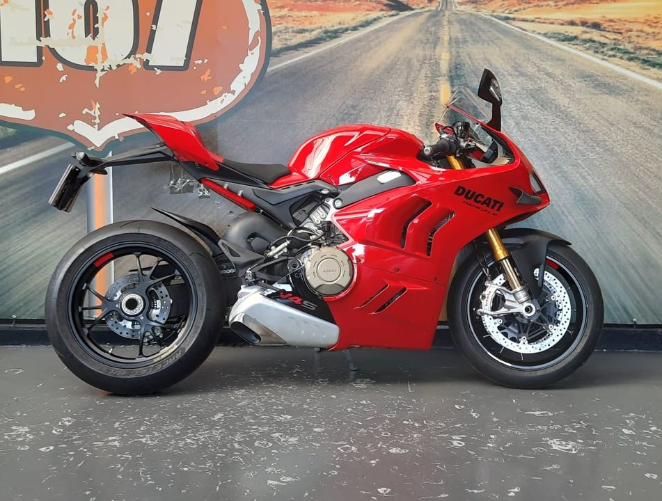 Ducati PANIGALE V4 S