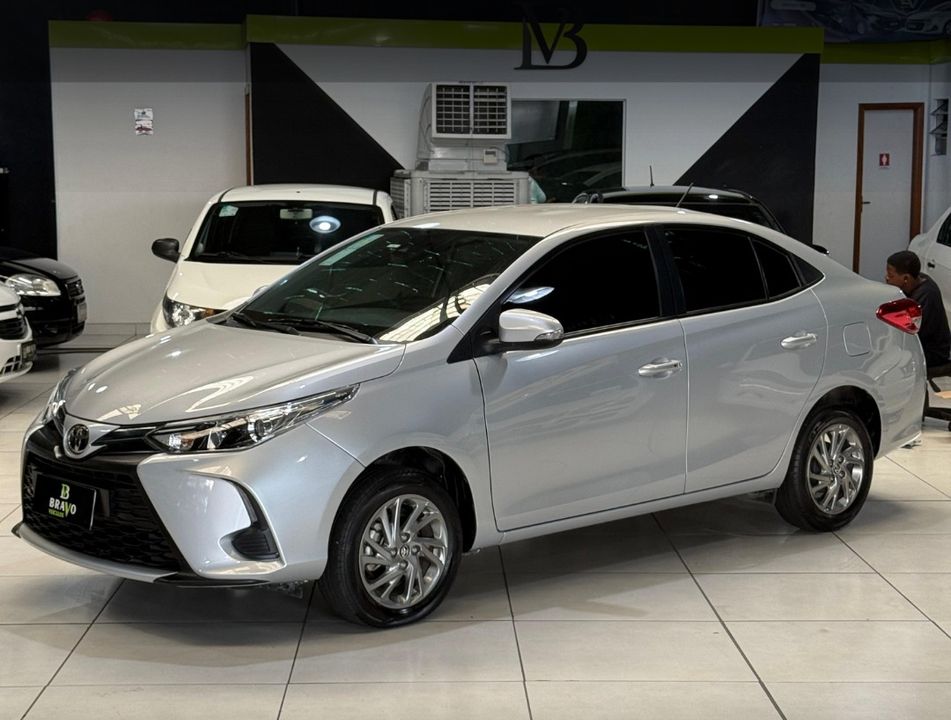 Toyota YARIS XS Sedan 1.5 Flex 16V 4p Aut.