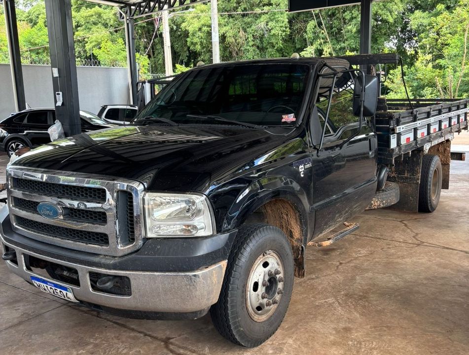 FORD F-4000 TURBO CUMMINS 2p (diesel)