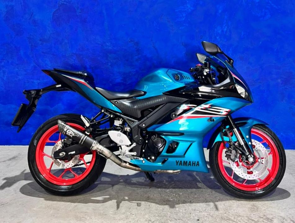 YAMAHA YZF R-3 321/ABS