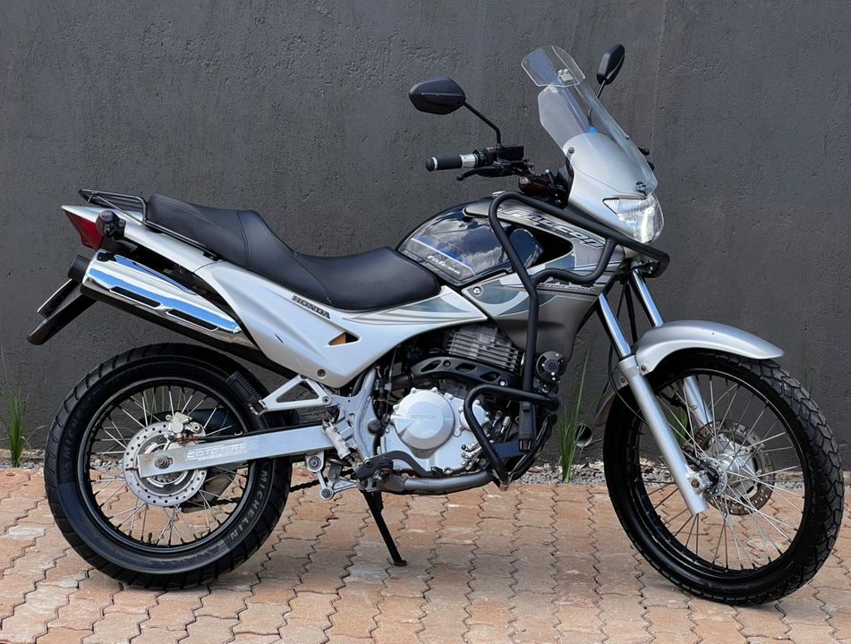 Honda NX-4 FALCON 400