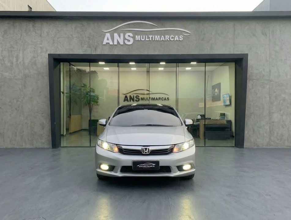 Honda Civic Sedan LXR 2.0 Flexone 16V Aut. 4p