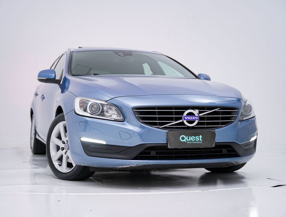 Volvo V60 T-4 MOMENTUM 2.0 190cv 5p