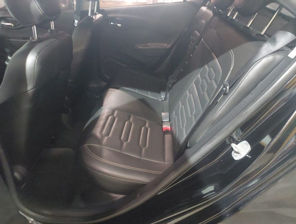 Chevrolet ONIX HATCH LTZ 1.4 8V FlexPower 5p Mec.