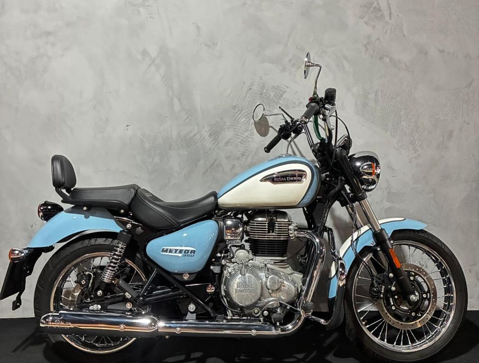 Royal Enfield Meteor 350 Aurora 