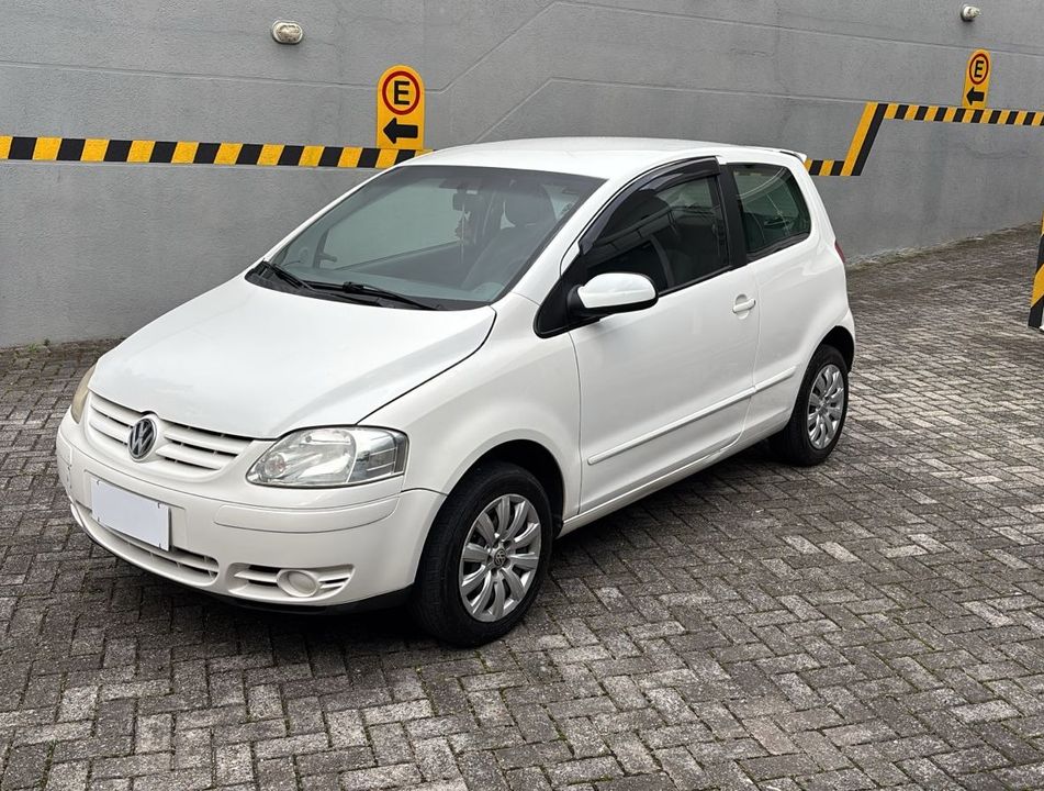VolksWagen Fox Plus 1.6Mi/ 1.6Mi Total Flex 8V 4p