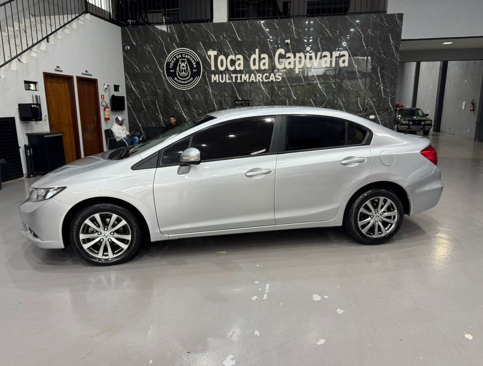 Honda Civic Sedan LXR 2.0 Flexone 16V Aut. 4p