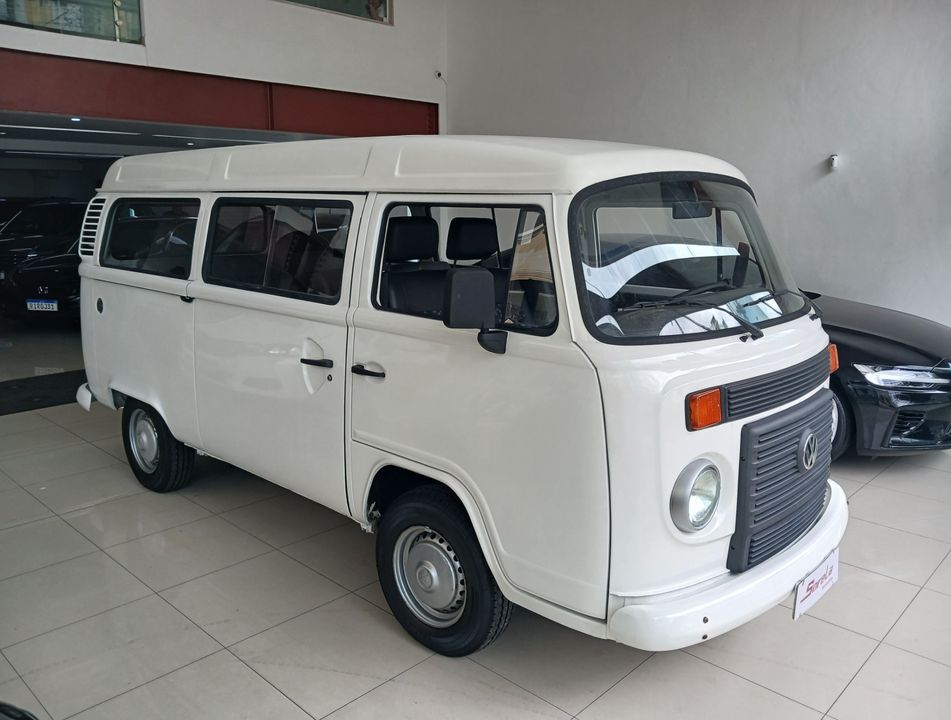 VolksWagen Kombi Lotação 1.4 Mi Total Flex 8V