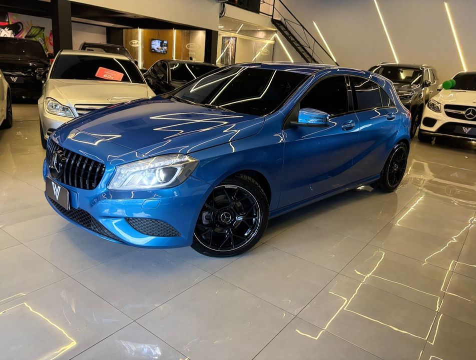 Mercedes Classe A 200 1.6 TB 16V Style 156cv Aut.