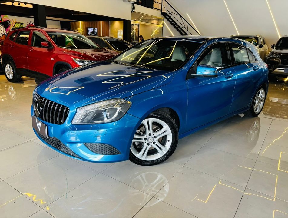 Mercedes Classe A 200 1.6 TB 16V Style 156cv Aut.