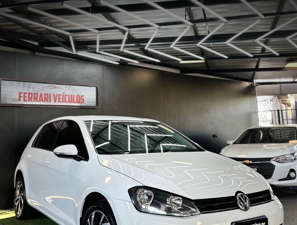 VolksWagen Golf Comfortline 1.6 MSI Total Flex Aut.