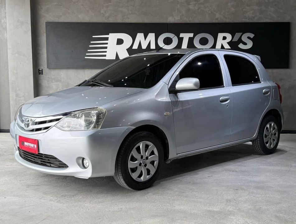 Toyota ETIOS XS  1.3 Flex 16V 5p Mec.