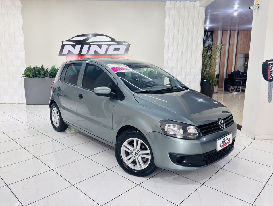 VolksWagen Fox 1.6 Mi Total Flex 8V 5p