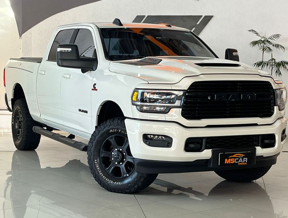 RAM Laramie Night Edition 6.7 Turbo Diesel 4x4