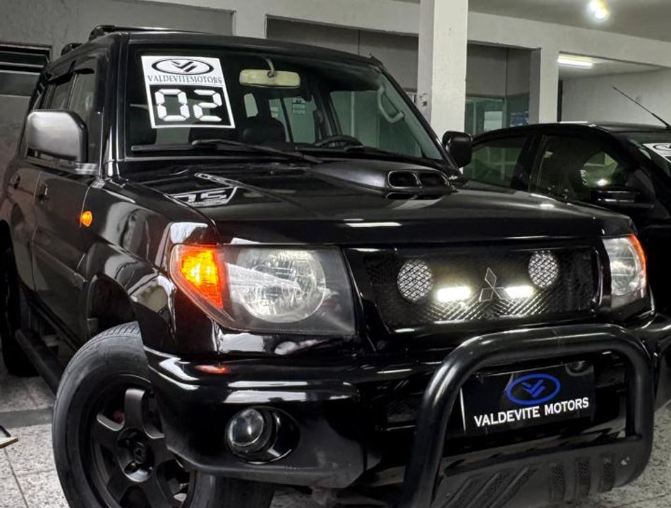 Mitsubishi Pajero iO SE 1.8 16V Mec.