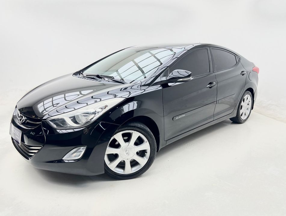 Hyundai Elantra GLS 1.8 16V Aut.