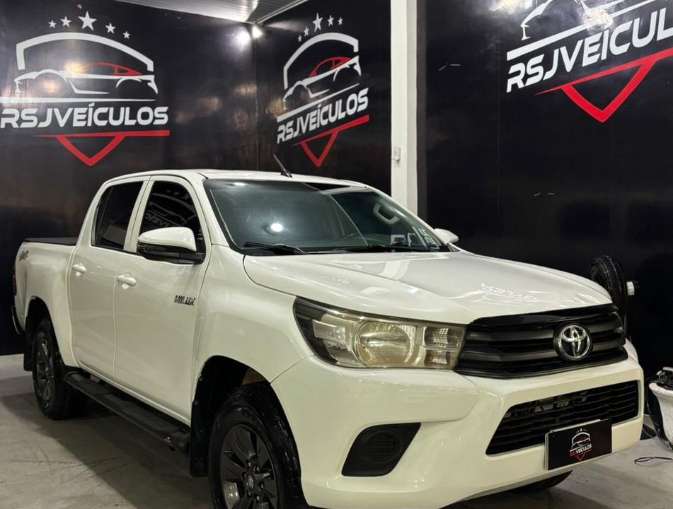 Toyota Hilux CD 4x4 2.8 Diesel Mec.